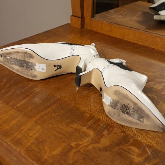 Paul Andrew White Booties - Picture 5 of 6